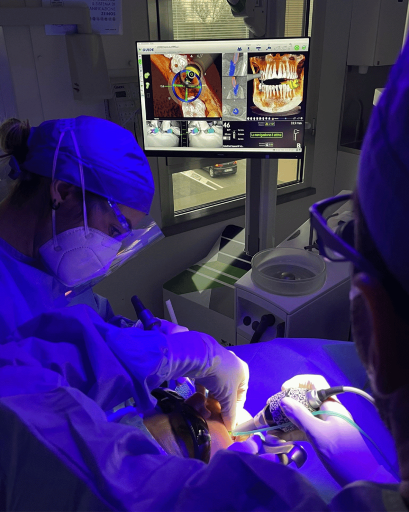 Impianti-Dentali-a-Faenza-–-implantologia-Dentale-Faenza